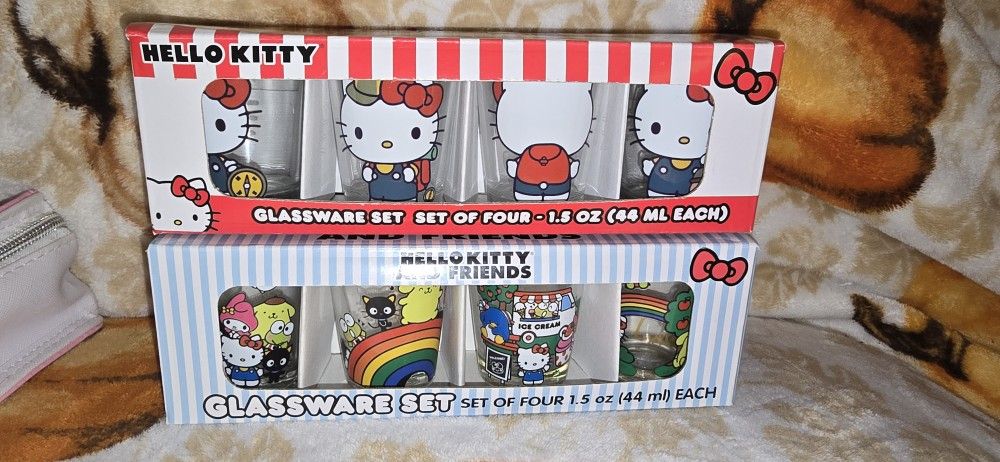 Hello Kitty Shot Glass Set