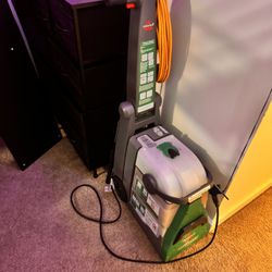 Bissel Carpet Cleaner 