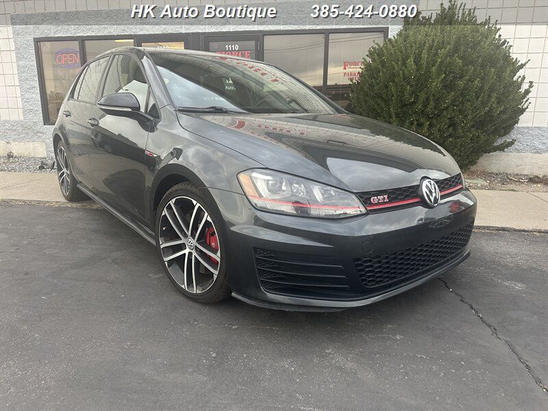 2017 Volkswagen Golf GTI Sport