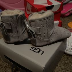 Uggs Toddler 2/3