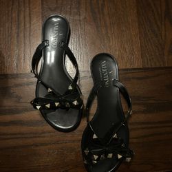 Authentic Valentino Flats 