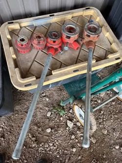 RIDGID HAND THREADERS – ALL TOGETHER READY TO WORK!