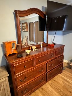 Queen Bedroom set