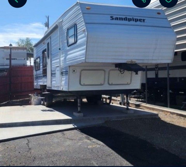 24' Sandpiper 5th Wheel for Sale in Phoenix, AZ OfferUp