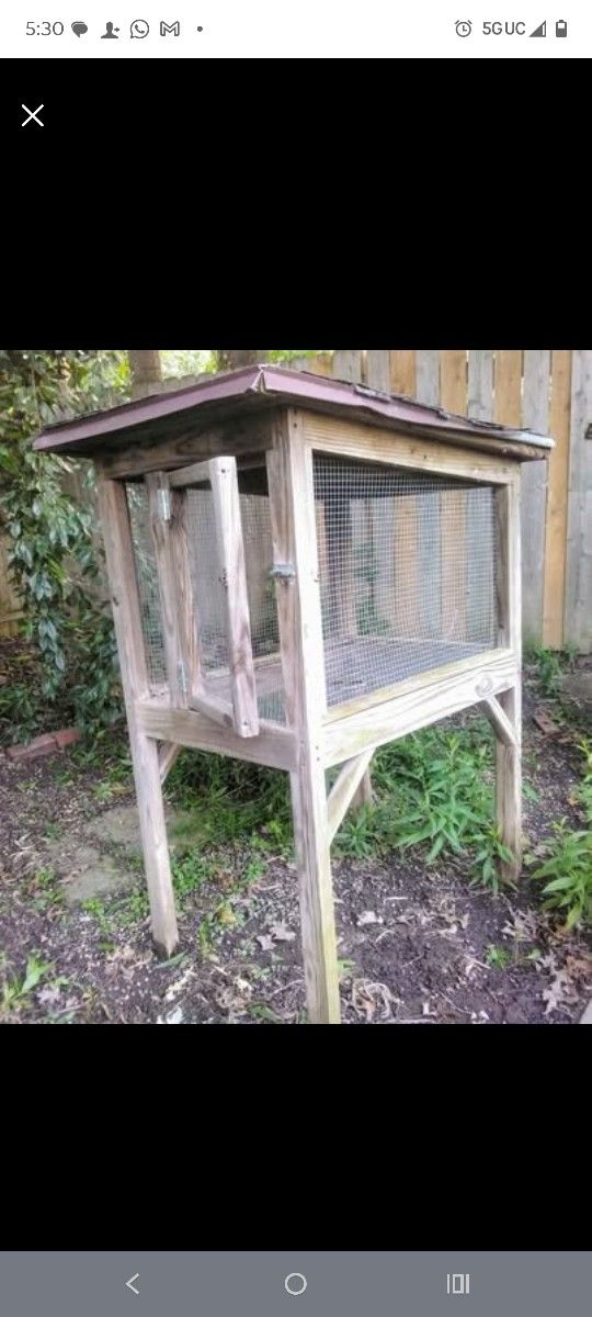 Bunny Rabbit Hutch