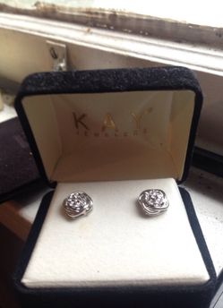 Kay jewelers earrings