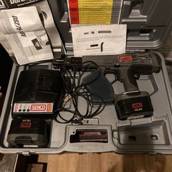 Senco Cordless Screw Gun
