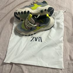 New Boys Zara Shoes Size 2