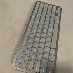 Logitech MX Keys mini Blutetooth Keyboard Like New