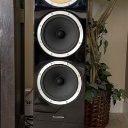 Pair (2) Bowers & Wilkins CM9 Speakers 