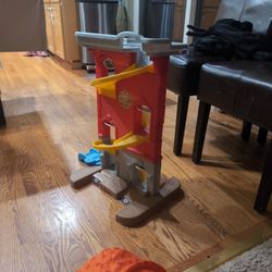 Toddler Car Garage Toy With Slide And Elevator 
