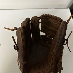 Rawlings lefty pitcher glove heart of the hide 11.75 in