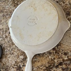 Le Creuset 12” Skillet 