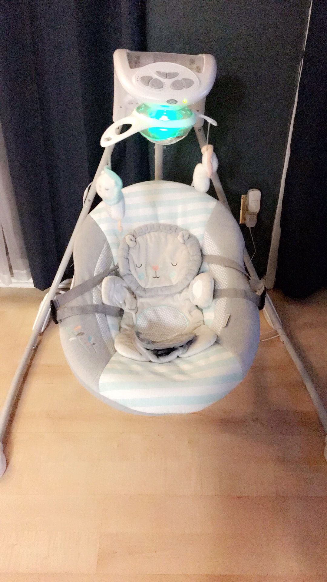 Baby swing mesedora de bebé
