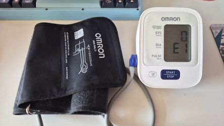Omron BP7100 Blood pressure monitor