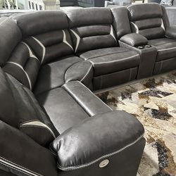 Black Faux Leather 4 Piece Pwr Recli ng Secti onal