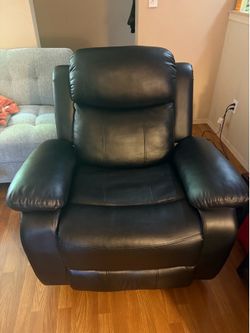Black recliner massage chair