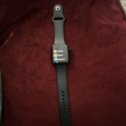 Apple Watch SE 44 MM