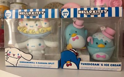 Sanrio Cinnamoroll & Tuxedo Sam figures