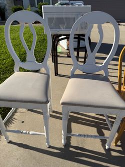 Counter high chairs