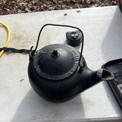 Tennessee agricultural works 1871 Cast Iron Kettle