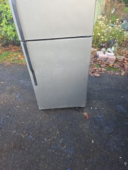 Refrigerator Stainless