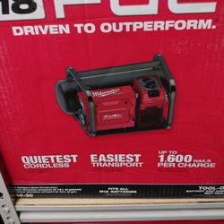 Milwaukee 2ga. Compressor 