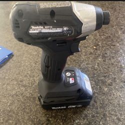Mikita Hammer Drill 