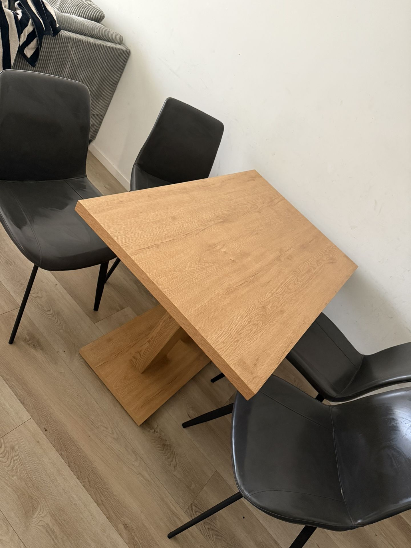 Dining Table Set