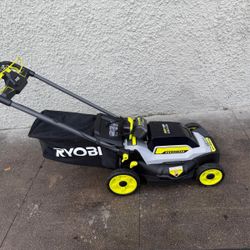 Lawn Mower Ryobi 20 inch blade self propelled  costumer return to Home Depot like new 