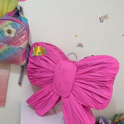 Pink Bow Piñata 