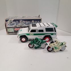 2004 Hess Toy Truck Sport Utility Vehicle and 2 Motorcycles ~ Lights Work