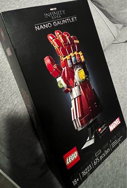 RETIRED LEGO Marvel Nano Gauntlet Iron Man Model with Infinity Stones 76223 NEW