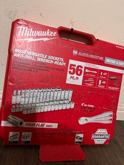 Milwaukee 3/8 in. Drive SAE/Metric Ratchet and Socket Mechanics Tool Set (56-Piece) New