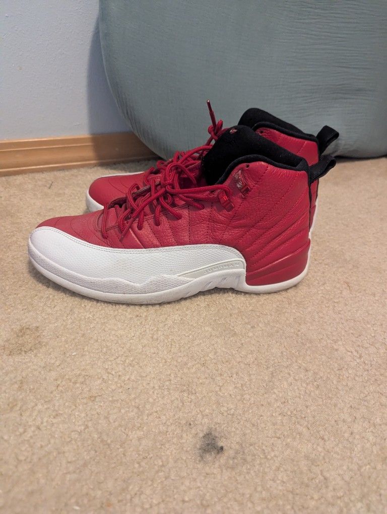 Jordan 12's Gym Red - Lightly Used Mens 10.5