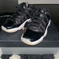 Jordan 11 Low Size 4Y