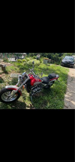 Suzuki marauder