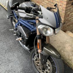 Triumph Speed Triple 1050cc 20k miles 2013