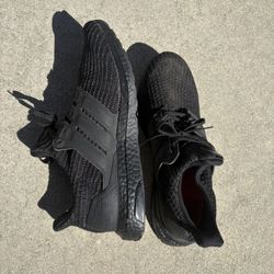triple black ultra boost