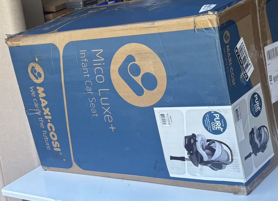 New Maxi Cosi Mico Luxe Plus Infant Car seat/stroller 