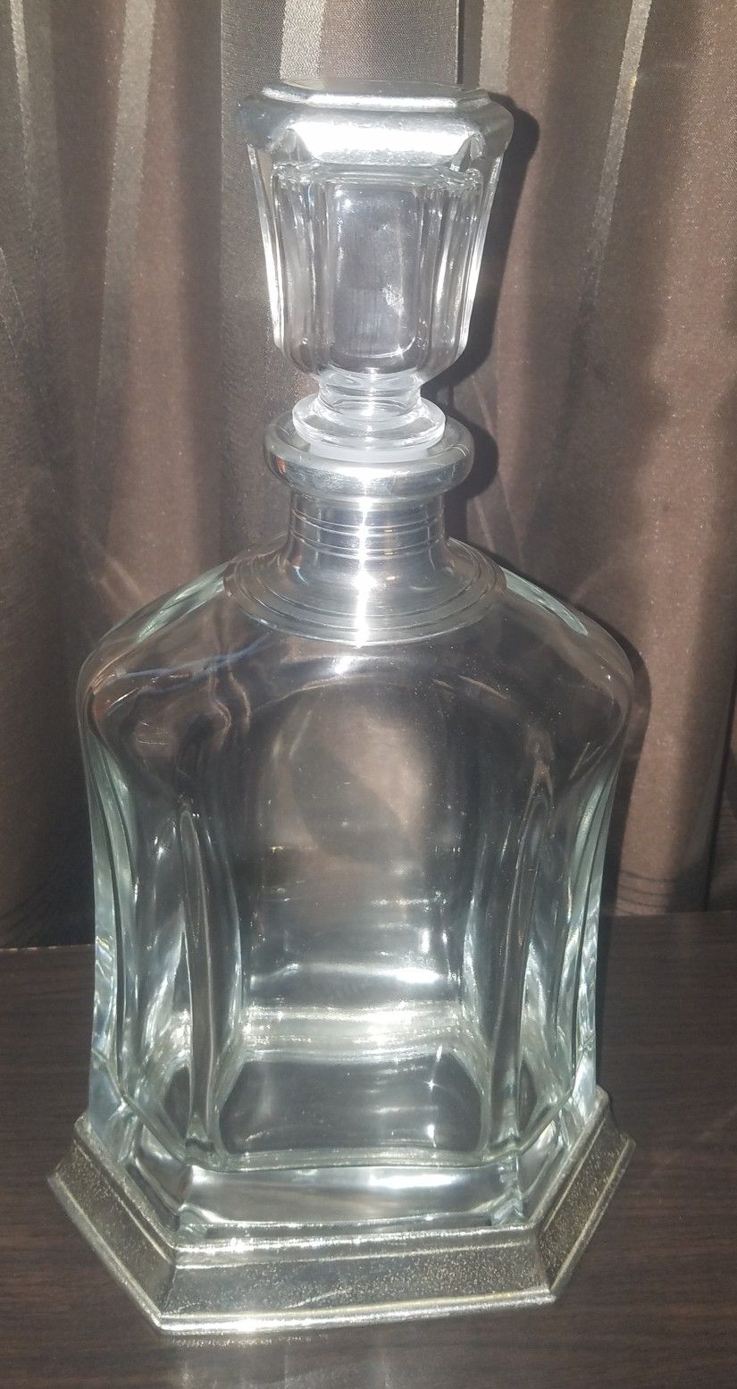 Arte Italics 27oz Crystal Decanter 95% Pewter Neck & Base
