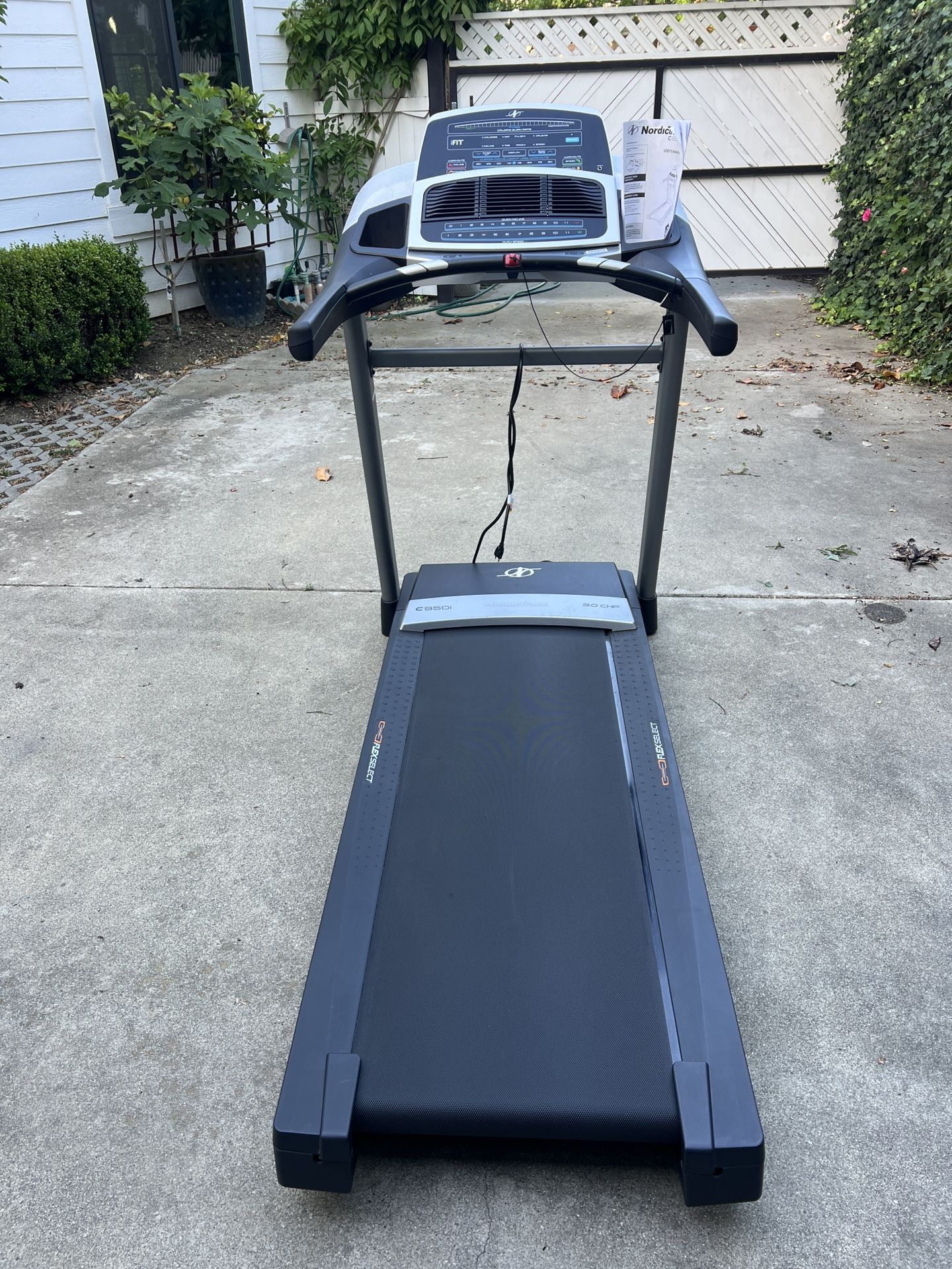 NordicTrack C950i Treadmill