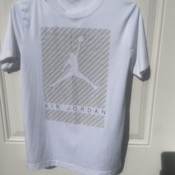 Michael Jordan shirt size Xs