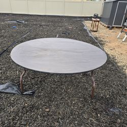 Large  foldable table