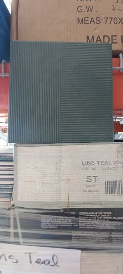 LINS TEAL TILES