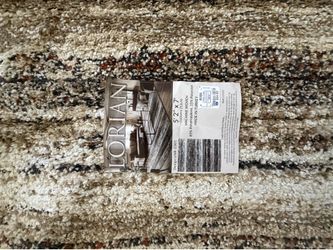 Brown carpet 5’2 x 7’
