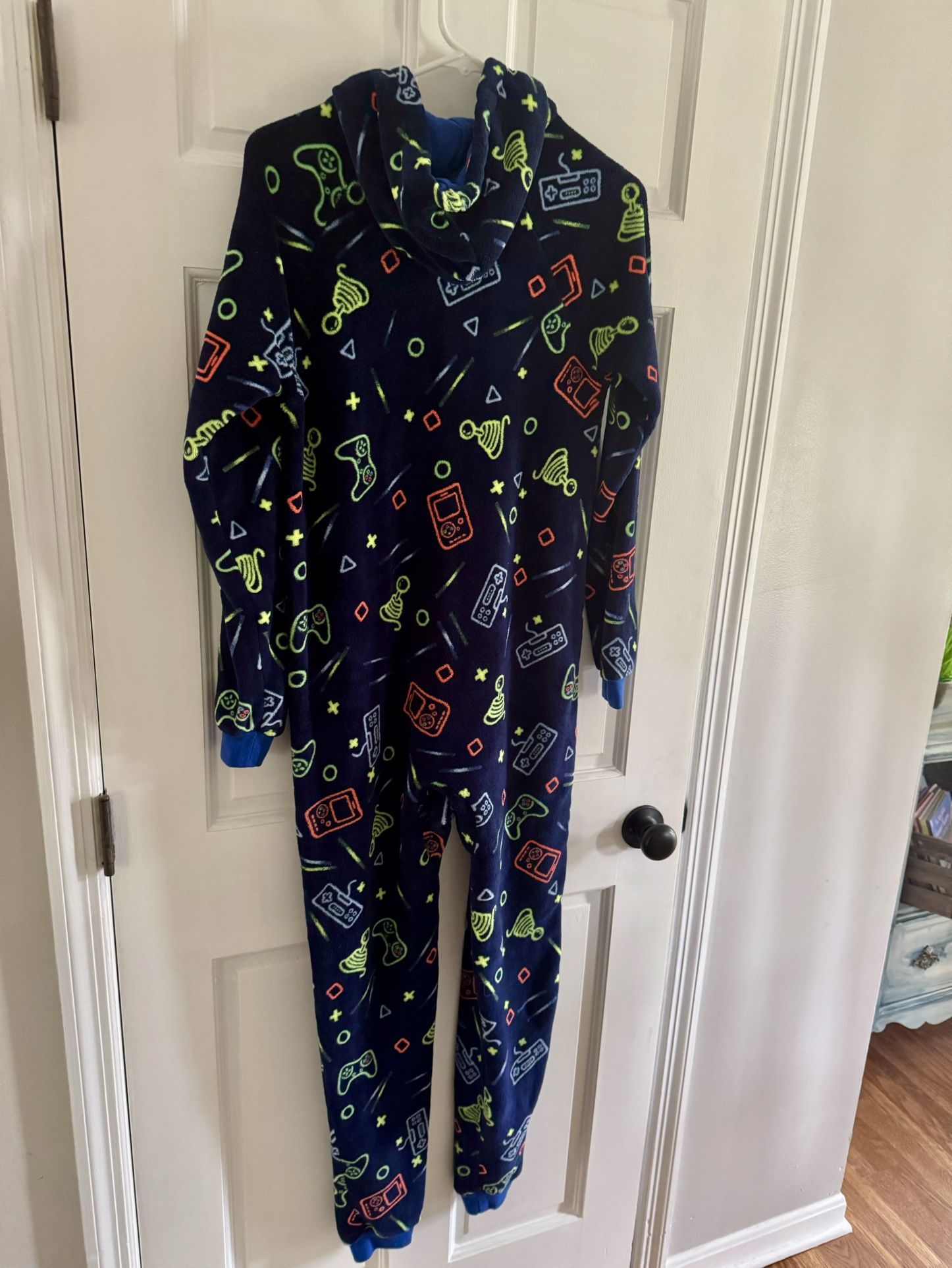 Hooded Fleece Pjs - Like New - size 16 youth
