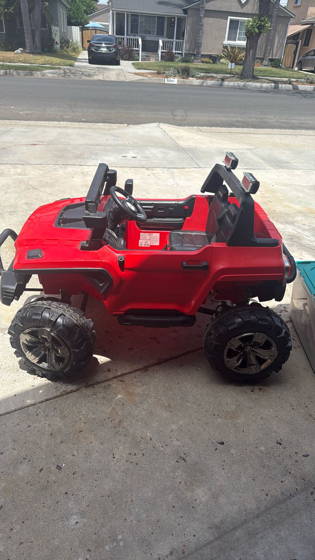 Toddler 1 to 5 Jeep works. Has music controller.