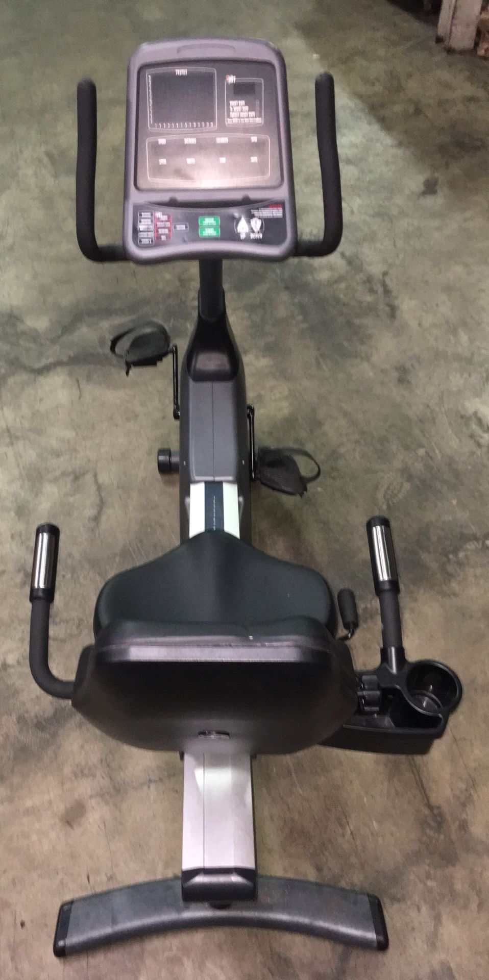 Vision fitness r2600hrt price new arrivals