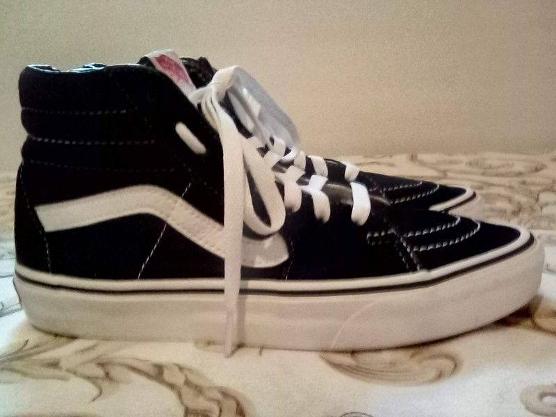 5.5 Vans Sk8-Hi high top sneakers shoes